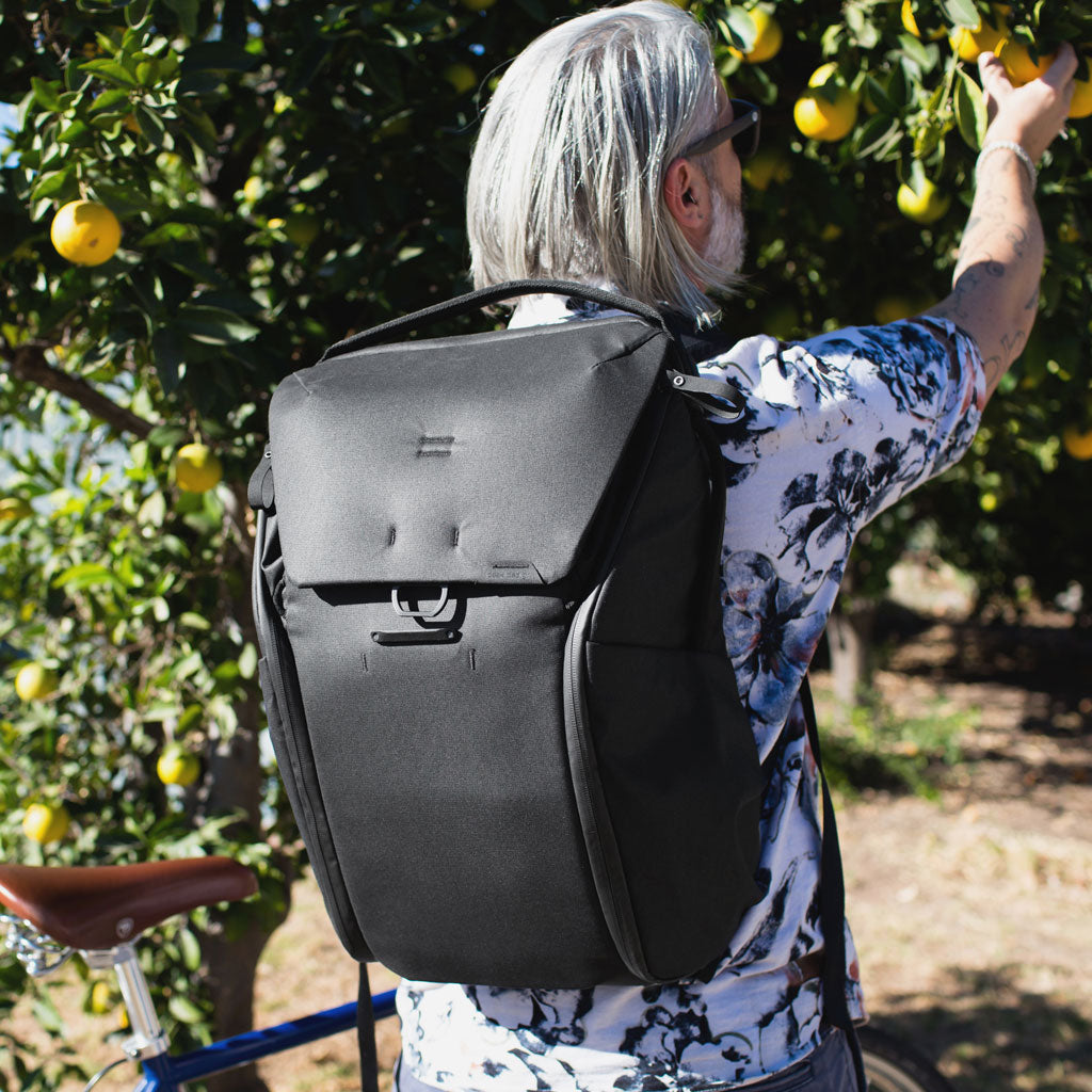 Mochila para Equipos Fotográficos y Actividades Diarias Everyday de Peak Design