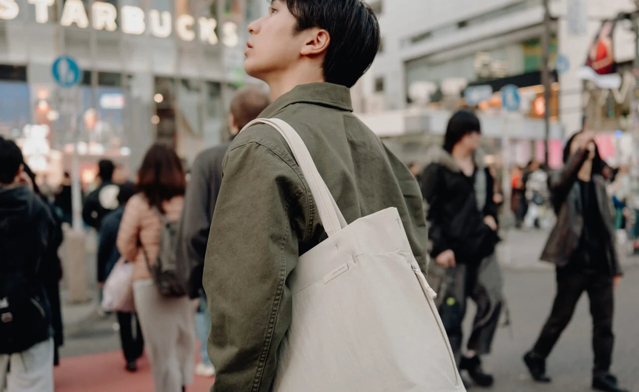 City Tote 15L 02